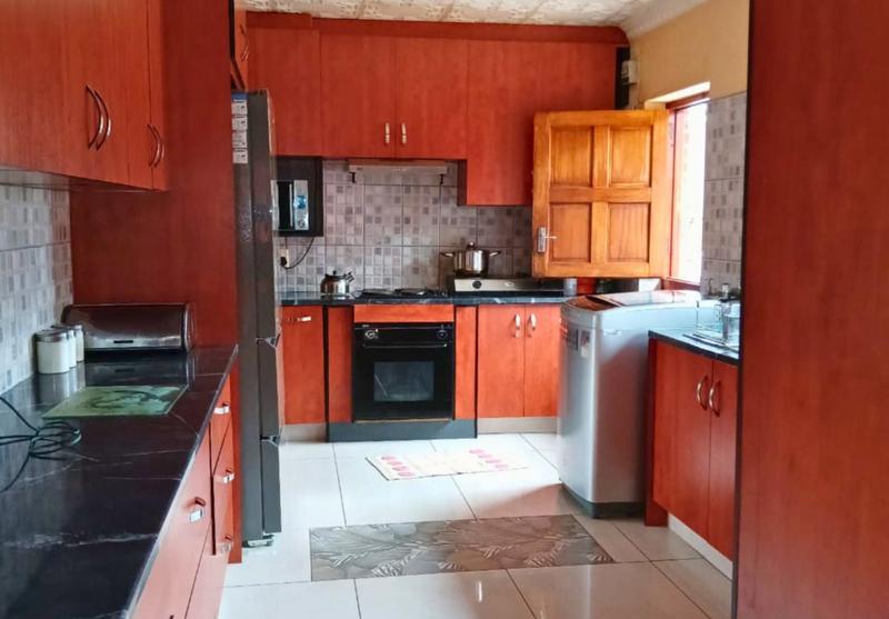 3 Bedroom Property for Sale in Heiderand Western Cape